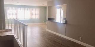 Glendale Hills traditional with fabulous views Gallery 6