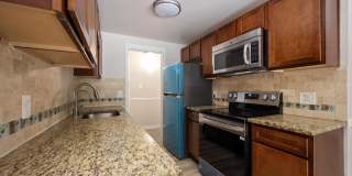 11659 STONEVIEW Square Gallery 6