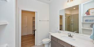 **2022-BUILT CONDO IN THE HEART OF WEDGEWOOD-HOUSTON WALKING DISTANCE TO GEODIS PARK** Gallery 31