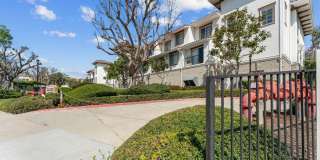 Villa Paloma Senior Apartments Gallery 3