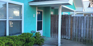 1 Bedroom 1 bath Duplex Gallery 1