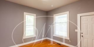 Great 2 Bedroom with Classic Finishes Gallery 13