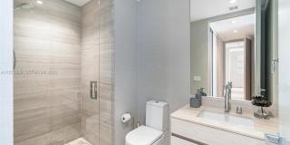 18975 E Collins Ave Gallery 48