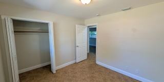 Spacious 3BR Rental with Outdoor Living Space Gallery 37