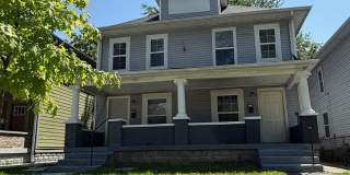Newly Renovated 3BR/1BA Townhome near Downtown Indy Gallery 3