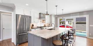 344 Euclid Avenue Gallery 4