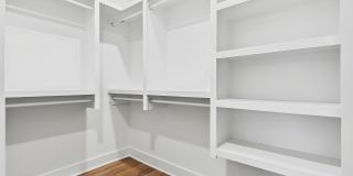 413 Lellyett Street Gallery 36