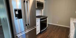 2 bedroom 1 bathroom with  bonus room located in the Avenues Gallery 1