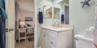 13382 Banyan Road Gallery 37