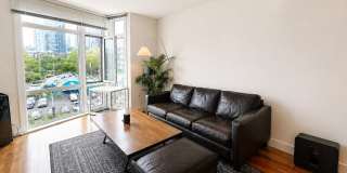 1bd/1.5ba Seattle Condo Gallery 11