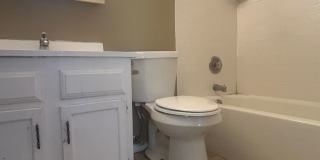 9605F Vinca Circle Gallery 6