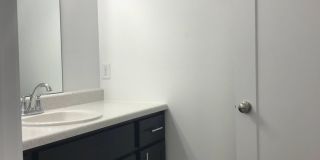 Executive Rental - 4 Bedroom 2.5 Baths Gallery 31