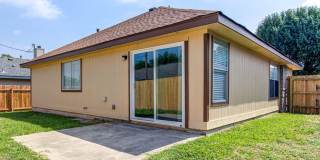 Updated 3-bedroom, 2-bath home in Round Rock Gallery 20