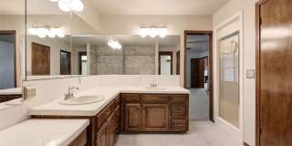 7201 NW 150th Street Gallery 28