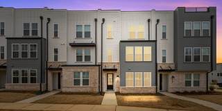 4332 Honeywalk Lane Gallery 1