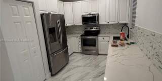 721 NW 170th Ter Gallery 3