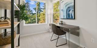 Modern Townhome in Licton Springs – Rooftop Deck & Stylish Living! Gallery 18