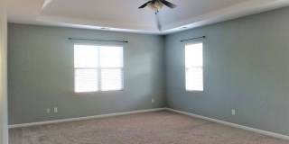 Large 4 Bedroom Home in Towne Pointe! Showings Coming Soon!!! Gallery 21