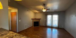 Adorable 2 Bedroom 2 Bath unit in the heart of North Liberty, IA! Gallery 8