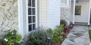 1728 Lake Street Gallery 1