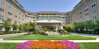 300 E Overlook Gallery 1