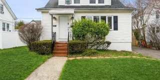 407 Harrison Avenue Gallery 1