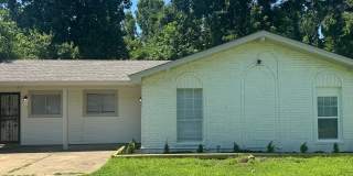 817 Broken Oak Cv Gallery 1