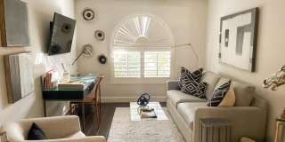 10360 E SUTTON Drive Gallery 2