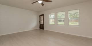 4505 UNIVERSITY AVENUE Gallery 6