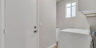 1712 Estrella Street Gallery 24