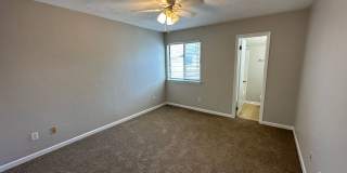 WALK TO FSU Stadium! 2/2.5 w/ Walk-In Closets, Lake View, W/D, & 2 Car Garage! $1475/month Available August 1st! Gallery 9