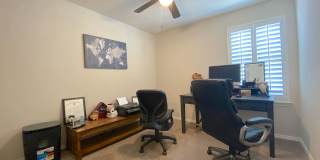 Gorgeous 4bed/3.5bath with 2 Master Bedrooms! Gallery 24