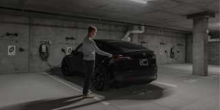 The Hallon Gallery 113