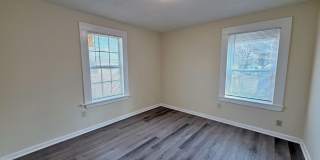 Recently renovated 1 Bedroom Duplex Ready For Move-In!! - Binghampton Gallery 8