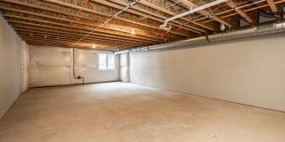 Spacious Townhome In The Kingston Neighborhood Gallery 25