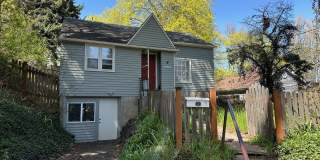 1005 NE D Street Gallery 1