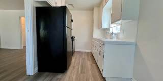 Pet Friendly Unit within Gated Community in North Park! COMPLIMENTARY Laundry! Street Parking Only! Gallery 1