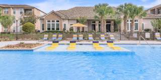 Woodland Point Gallery 11