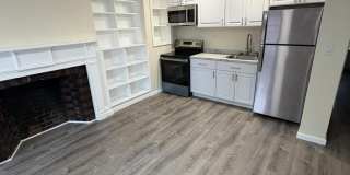 58 S Swan Street unit: 2 Gallery 4