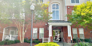2 Bedroom, 2 Bathroom Condo in Chapel Hill Gallery 1