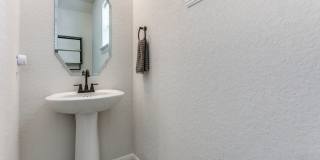 Beautiful Modern 2 story home! Gallery 34