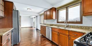 887 Braintree Lane Gallery 6