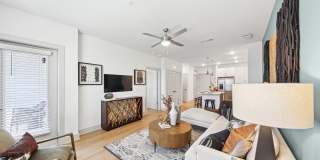 The Hudson Gallery 7