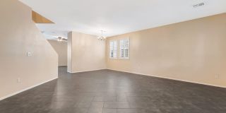 Southern Highlands Beauty with Expansive Loft & Designer Upgrades! Gallery 4