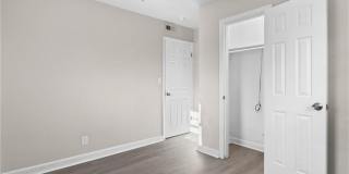 500 Bethania Street Gallery 12