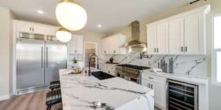 131 N Un St Gallery 29