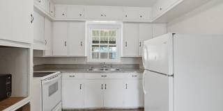 Close to Downtown Athens! Established neighborhood! Gallery 9