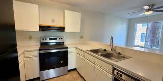 First Floor 2 bedroom condo Gallery 10