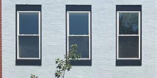 615 N. Calhoun Street Gallery 1