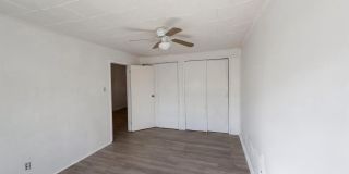 2603 E SOMERSET Street Gallery 14